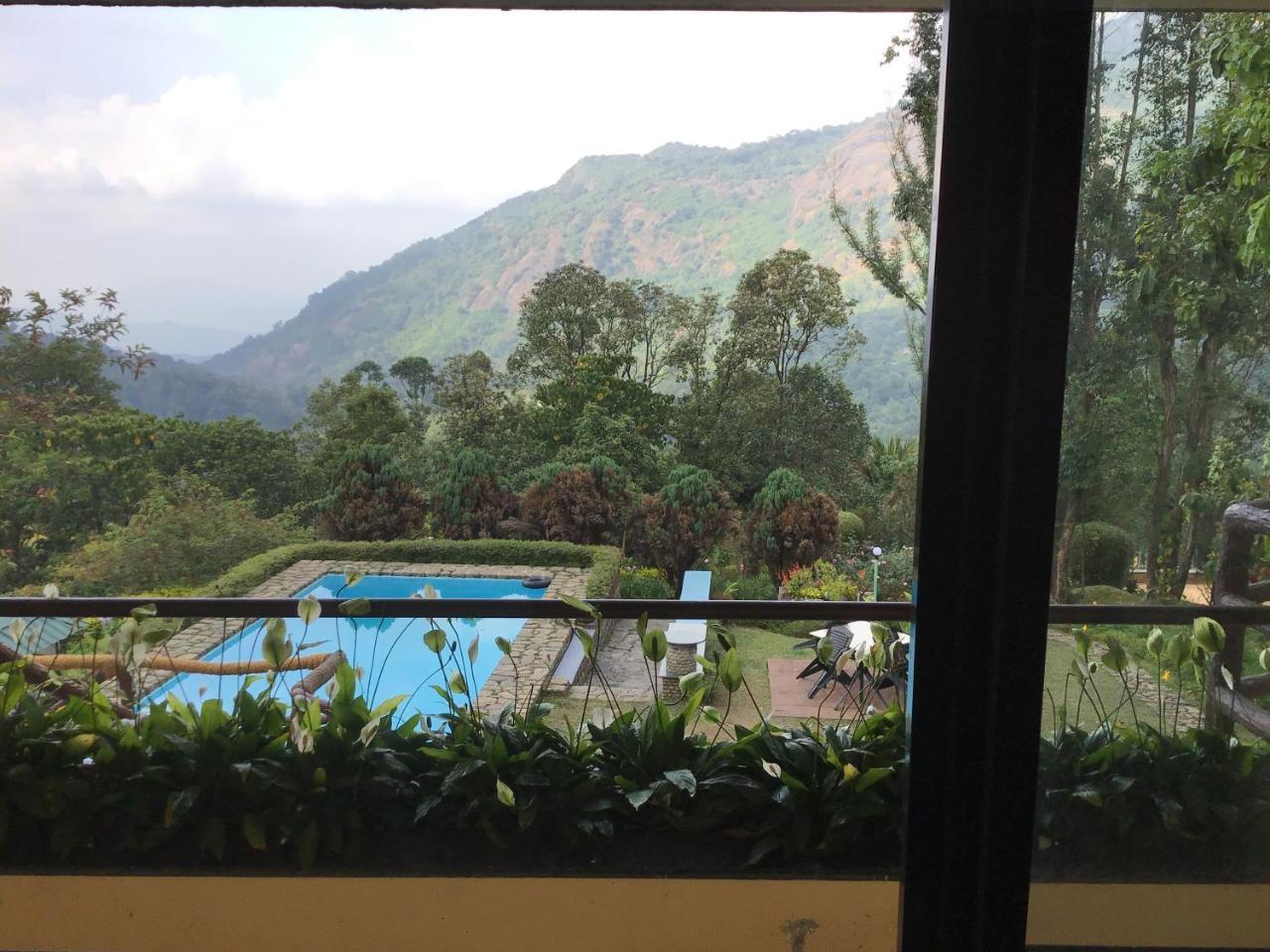 Wild Elephant Eco Friendly Resort Munnar Exteriör bild
