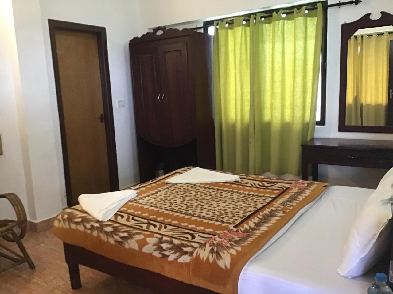 Wild Elephant Eco Friendly Resort Munnar Exteriör bild