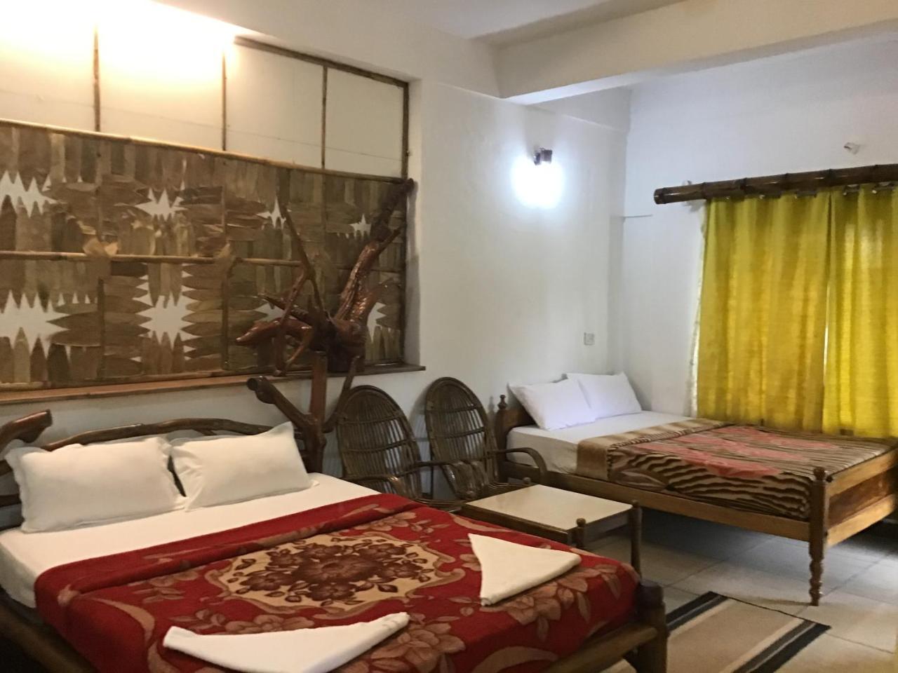 Wild Elephant Eco Friendly Resort Munnar Exteriör bild